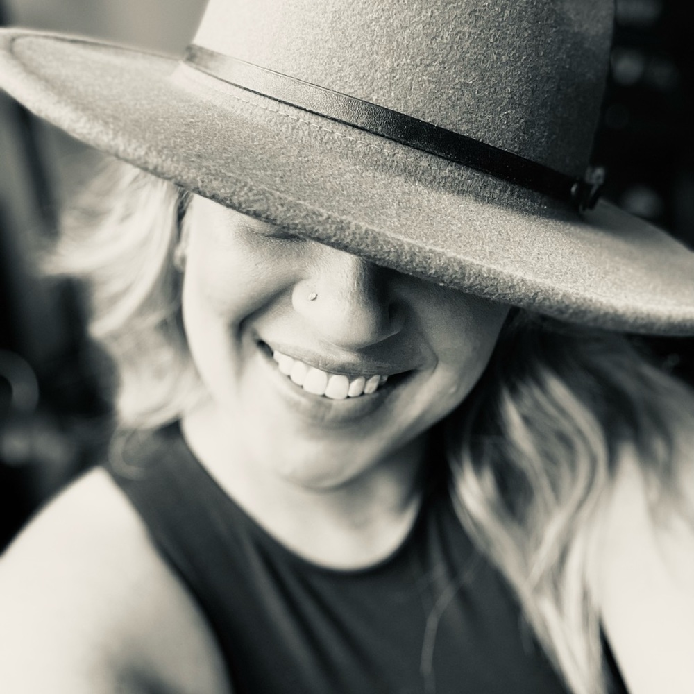 Meet your Posher, Lydia